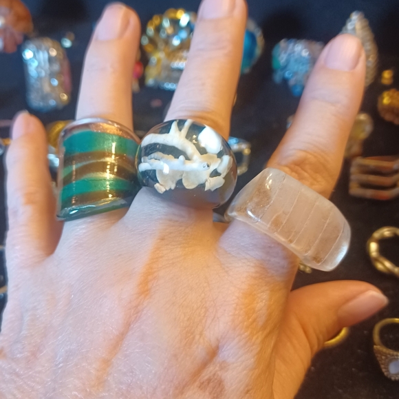 Fashion Rings - Picture 9 of 15